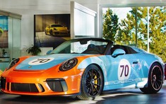 Hàng hiếm Porsche 911 Speedster khác lạ trong màu sơn Gulf Livery
