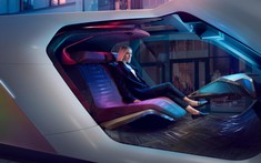 BMW hé lộ mẫu xe concept trông như "phòng VIP di động" mang tên i Interaction EASE