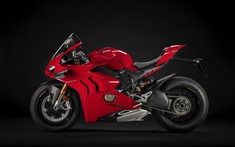 Ducati Panigale V4 2020: Nâng cấp khí động học, công nghệ hỗ trợ hiện đại và QuickShift nhanh hơn