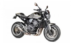 Siêu naked bike Honda CB1000R Stardust được trang bị bộ niềng Kineo cực chất, giới hạn 15 xe