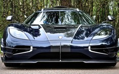 Siêu xe Koenigsegg One:1 hiếm được bán với giá 166,5 tỷ đồng khiến nhà giàu cũng phải "phát khóc"