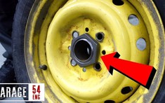 Chứng kiến người Nga thử nghiệm lắp bánh xe 1 đai ốc trung tâm kiểu F1 lên chiếc Lada