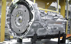 Chứng kiến quá trình lắp ráp hộp số 9 cấp mới tại một nhà máy FCA