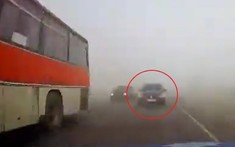 Thanh tra cảnh sát say rượu, lái ô tô gây tai nạn nghiêm trọng trong sương mù