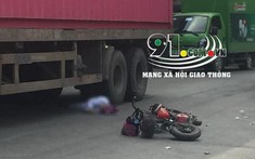 Video: Bị cuốn vào gầm xe container, người phụ nữ đi xe đạp điện tử vong tại Hà Nam