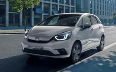 Honda Jazz 2020 đúng là "nhỏ mà có võ", chỉ tiêu thụ 4,5 lít xăng trên 100 km