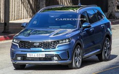 SUV 7 chỗ Kia Sorento 2021 bất ngờ "trần trụi" chạy trên đường phố