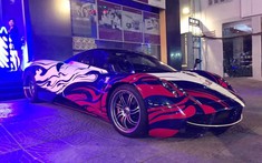 Cực phẩm Pagani Huayra của Minh "Nhựa" tái xuất lúc nửa đêm tại quán bar với diện mạo mới lạ