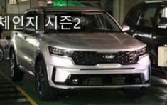Kia Sorento 2020 tiếp tục lộ diện trong hầm đỗ xe, ra mắt vào tháng sau