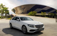 Thế chỗ E 200 Sport, Mercedes-Benz E 200 Exclusive 2020 được ra mắt với giá rẻ hơn gần 30 triệu đồng