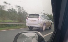 SUV cỡ trung Mitsubishi Pajero Sport 2020 bất ngờ xuất hiện trên đường phố Việt Nam