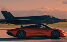 Chứng kiến cảnh tượng siêu xe McLaren Speedtail đua máy bay F35 và ... thất bại thảm hại