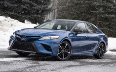 Quay trở lại thị trường sau 28 năm vắng bóng, Toyota Camry AWD 2020 có giá từ 27.325 USD