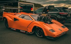 Siêu xe Lamborghini Countach độ 2.500 mã lực này trông như bước ra từ phim hoạt hình
