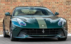 Rao bán Ferrari F12 Berlinetta được chủ nhân chi gần 1,2 tỷ đồng chỉ để bộ phận Tailor Made làm đẹp