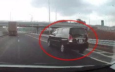Video: Toyota Innova ngang nhiên lùi xe trên cao tốc Bắc Giang - Lạng Sơn, tài xế có thể bị phạt 18 triệu đồng