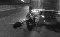 Hà Nam: Tông vào đuôi xe tải, thanh niên điều khiển xe Honda Air Blade tử vong tại chỗ