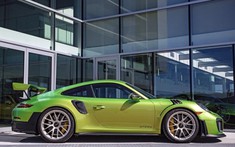 Porsche 911 GT2 RS cá nhân hóa làm dậy sóng giới mê xe ở Canada