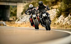 Bộ đôi BMW F900R và F900XR 2020 chốt giá bán, khởi điểm từ 347 triệu đồng