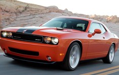 Lái "xe cơ bắp" Dodge Challenger ở vận tốc lên đến 233 km/h, nam thanh niên bị bắt