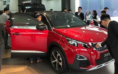 Bộ đôi Peugeot 3008 và 5008 giá rẻ về đại lý, thêm tùy chọn đặt option cho khách hàng