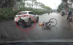 Video: Tránh người phụ nữ đi xe máy ngược chiều, người đàn ông đạp xe bị ô tô Mazda CX-5 tông trúng tại Hà Nội