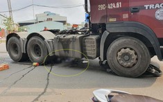Hải Phòng: Va chạm với xe container, hai vợ chồng đi xe máy chết thảm