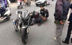 Kawasaki Z300 của biker Tới Tài Tử gặp nạn ở Hà Nam, một người bị thương