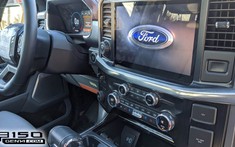 Xe bán tải "khủng long" Ford F-150 2021 lộ thiết kế nội thất với màn hình cỡ lớn