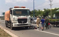 Bình Dương: Lại tai nạn giữa xe quét đường và xe máy, một người nguy kịch