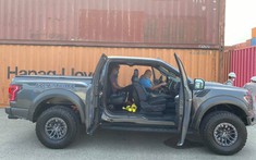 "Khui công" Ford F-150 Raptor 2020 đầu tiên tại Việt Nam sở hữu kiểu cửa giống Rolls-Royce