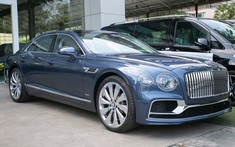 Bentley Flying Spur First Edition 2020 cập bến Campuchia khiến đại gia Việt “thèm thuồng”