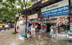 Nới lỏng giãn cách xã hội, đường phố Hà Nội nhộn nhịp hơn hẳn