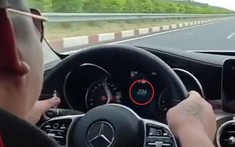 Truy tìm tài xế lái xe Mercedes-Benz lên vận tốc 234 km/h trên cao tốc Long Thành - Dầu Giây