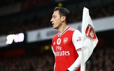 Mesut Ozil từ chối giảm lương dù Arsenal đã ra thông báo chính thức