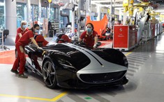 Rolls-Royce, Ferrari và hàng loạt hãng siêu xe, xe sang quay lại sản xuất