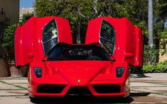 Nếu LaFerrari quá đắt đỏ, Ferrari Enzo cũng là lựa chọn không tồi cho các đại gia Việt chơi
