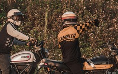 Chủ Nhật đầy bụi đất cùng Ducati Scrambler Hà Nội đã minh chứng xe Ý "sang" nhưng không "chảnh"
