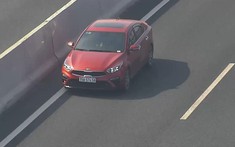 Video: Ô tô Kia Cerato chạy ngược chiều trên cao tốc Hà Nội - Hải Phòng, tài xế bị phạt 17 triệu đồng