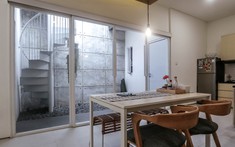 Cách lấy sáng và thông gió chéo "siêu chất" trong ngôi nhà 76m2