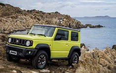 SUV "bán chạy như tôm tươi" Suzuki Jimny khiến khách đặt cọc phải chờ đến 1,5 năm mới được nhận xe