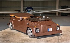 Nhìn ngắm chiếc Volkswagen Thing bọc da "ngoại thất" kỳ lạ bậc nhất thế giới