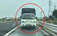 Video: Xe tải chạy ngược chiều trên cao tốc Bắc Giang - Lạng Sơn bị CSGT chặn xe, tài xế bị phạt 17 triệu đồng