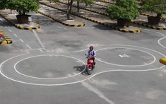Bằng lái xe A1 là gì và quy định đăng ký đào tạo, thi sát hạch ra sao?