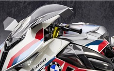 Sport bike đến từ tương lai BMW M1000RR Electric Supercharger lộ thiết kế đẹp "nín thở"