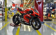 Mô tô siêu nhẹ Ducati Superleggera V4 bắt đầu được sản xuất: Mạnh 226 mã lực, nặng 159 kg và số lượng chỉ 500 xe