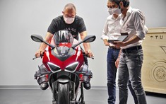 Khách hàng đầu tiên mua mô tô Ducati Superleggera V4 đã có đến 9 chiếc Ducati