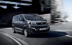 Giá xe Peugeot Traveller 2020: Giá niêm yết, khuyến mãi (tháng 6/2020)