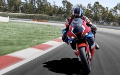 Honda CBR1000RR-R Fireblade SP 2020 hầm hố hơn bằng gói nâng cấp Evotech