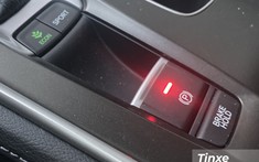 Phanh tay ô tô là gì? Có nên sử dụng trong tình huống khẩn cấp hay không?